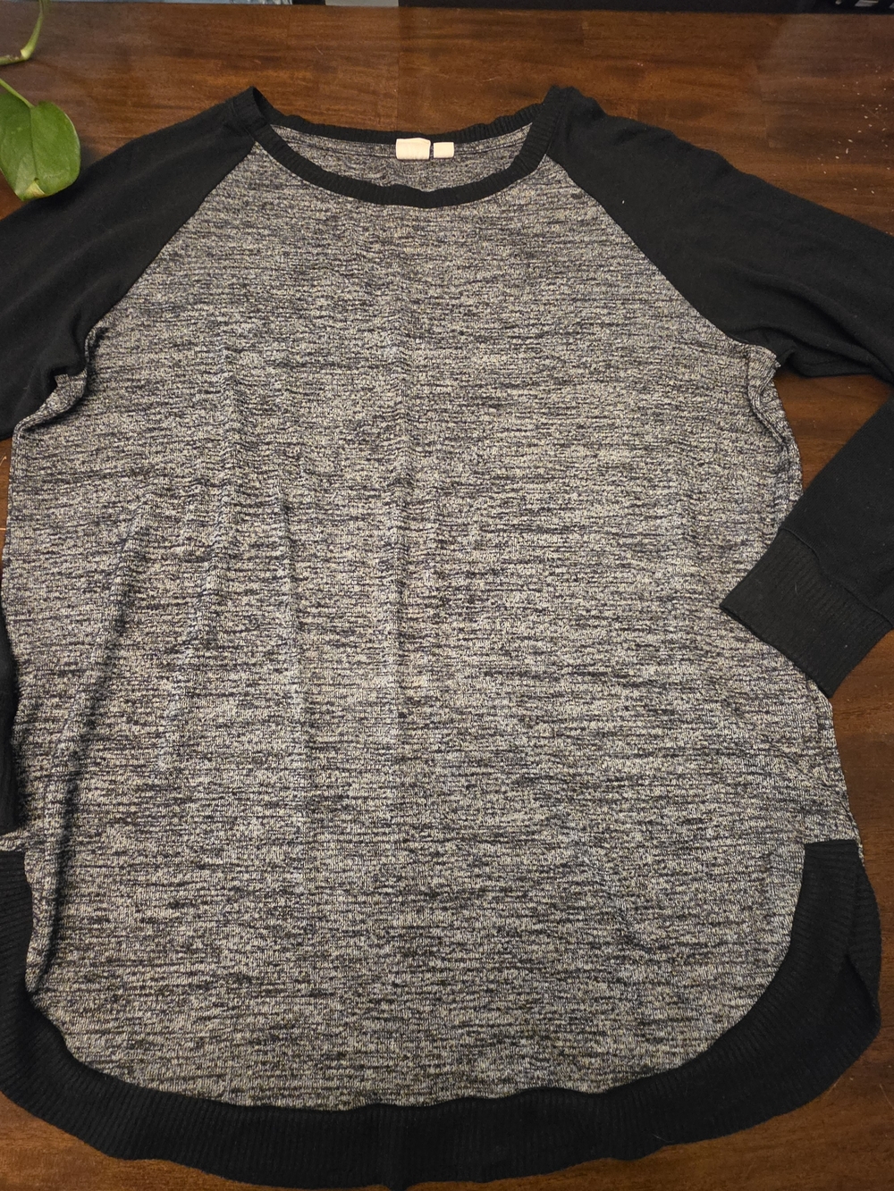 Gap Marled Knit Raglan Sleeve Baseball Tee T-Shirt Pullover Top